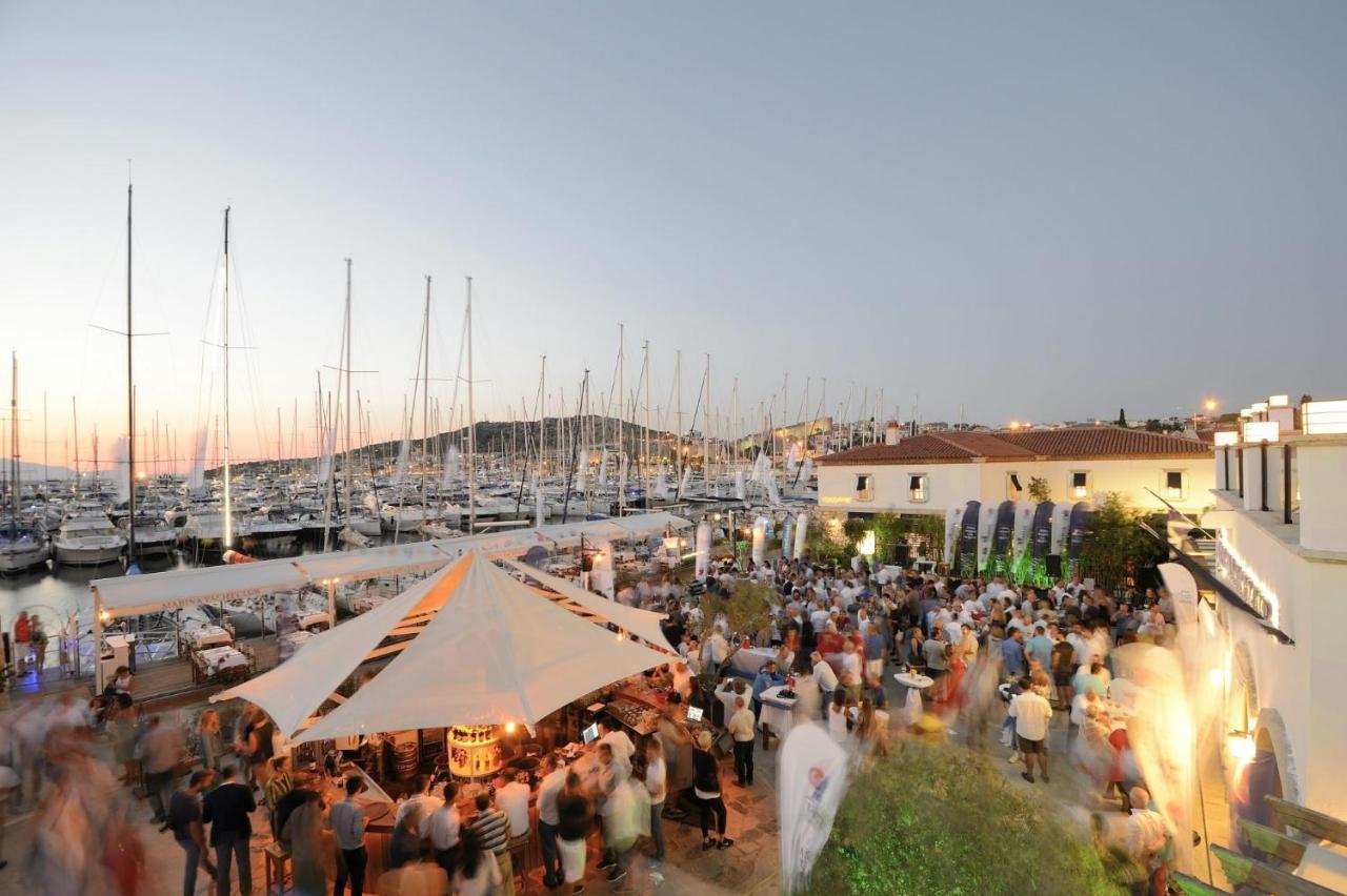 Laledan Hotel Çeşme Εξωτερικό φωτογραφία